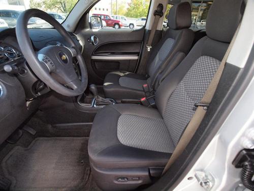 Chevrolet HHR 4dr Sdn I4 CVT 2.5 Other