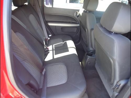 Chevrolet HHR 4dr Sdn I4 CVT 2.5 Other