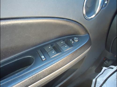 Chevrolet HHR 2010 photo 1