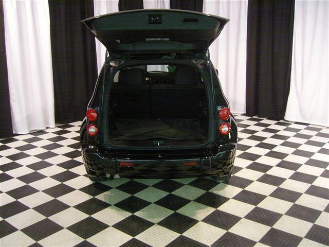 Chevrolet HHR 2010 photo 4
