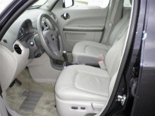 Chevrolet HHR 2011 photo 2
