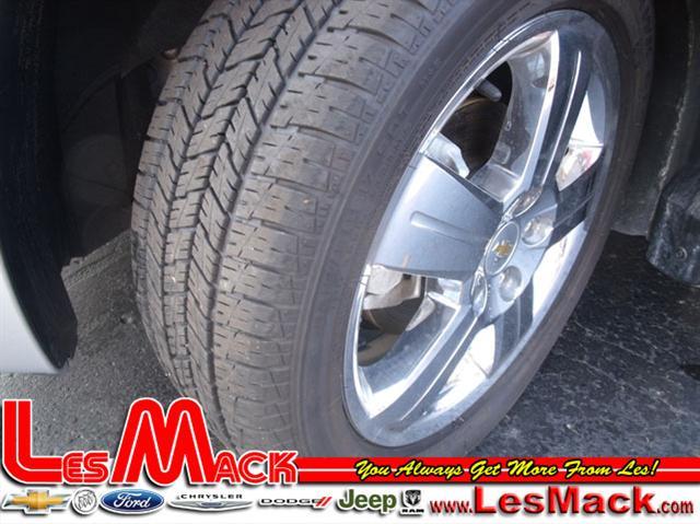 Chevrolet HHR 2011 photo 2