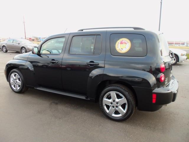 Chevrolet HHR 2011 photo 2
