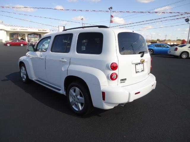 Chevrolet HHR 2011 photo 2