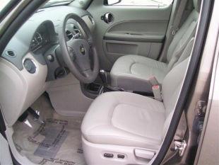 Chevrolet HHR 2011 photo 2
