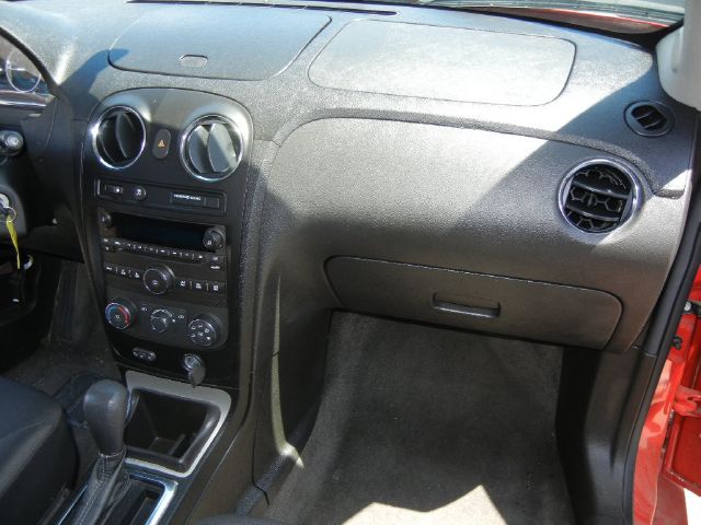 Chevrolet HHR 2011 photo 4