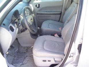 Chevrolet HHR 2011 photo 2