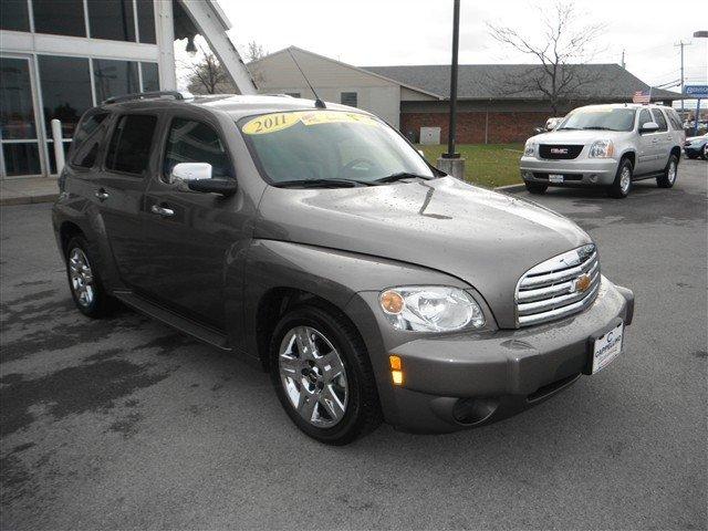 Chevrolet HHR 4dr Sdn I4 CVT 2.5 Sport Utility