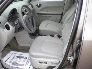 Chevrolet HHR 2011 photo 2