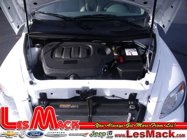 Chevrolet HHR 2011 photo 3