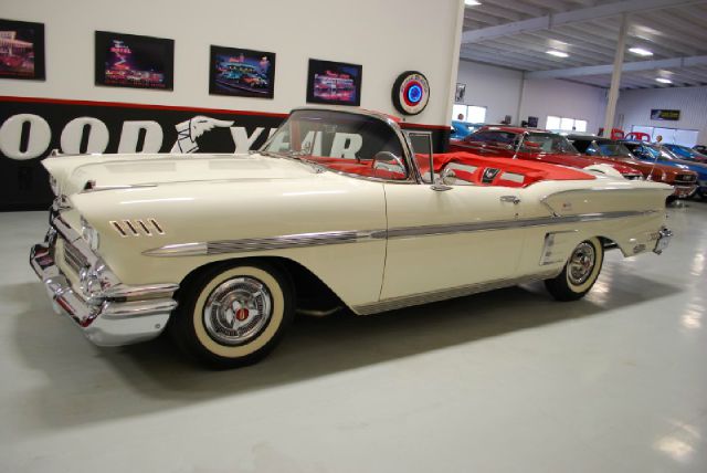 Chevrolet Impala 1958 photo 11