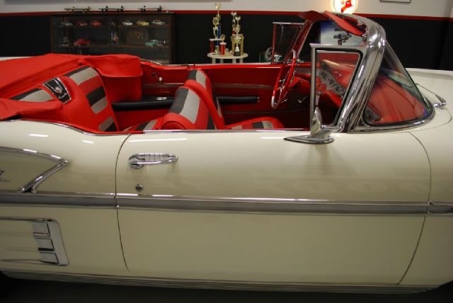 Chevrolet Impala 1958 photo 13