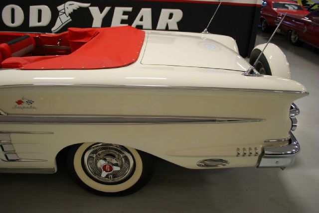 Chevrolet Impala 1958 photo 14