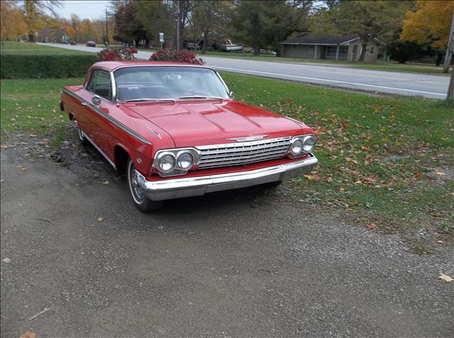 Chevrolet Impala 4dr Sdn Auto (natl) Hatchback Coupe