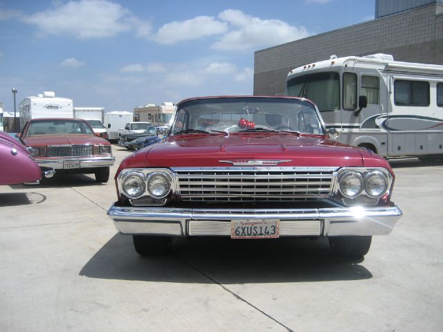 Chevrolet Impala 1962 photo 13