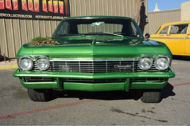 Chevrolet Impala 1965 photo 1