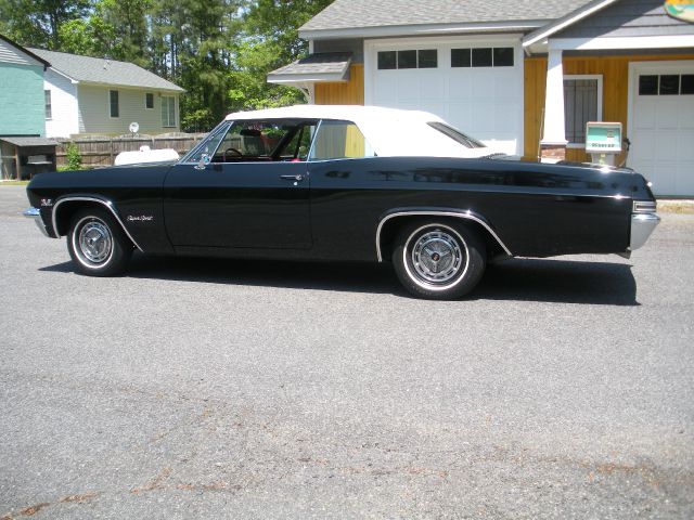 Chevrolet Impala 1965 photo 2