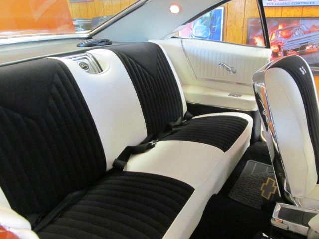 Chevrolet Impala 1965 photo 20