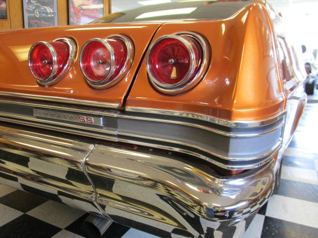 Chevrolet Impala 1965 photo 39