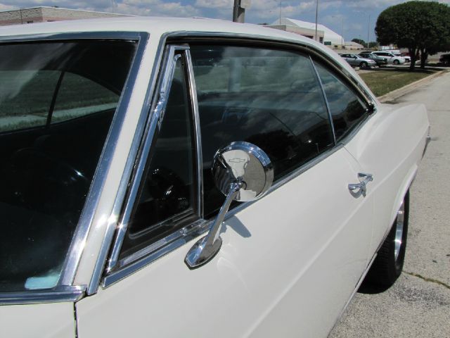 Chevrolet Impala 1965 photo 3