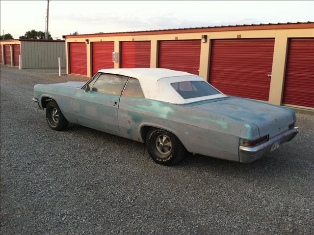 Chevrolet Impala 1966 photo 4