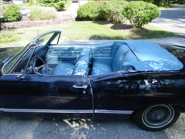 Chevrolet Impala 1967 photo 3