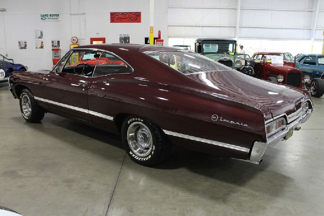 Chevrolet Impala 1967 photo 2