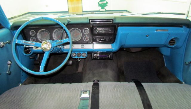 Chevrolet Impala 1967 photo 12