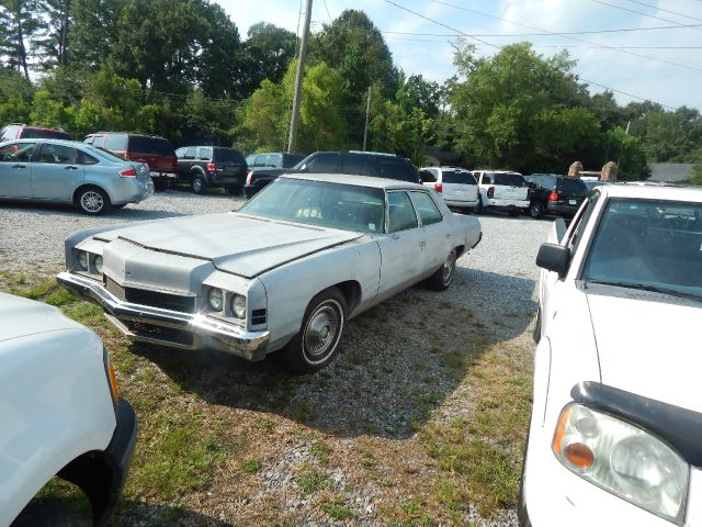 Chevrolet Impala 1972 photo 1