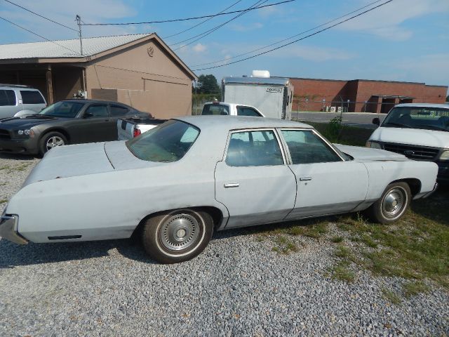 Chevrolet Impala 1972 photo 2