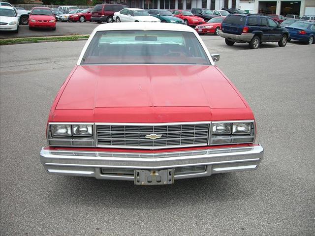 Chevrolet Impala 1977 photo 1