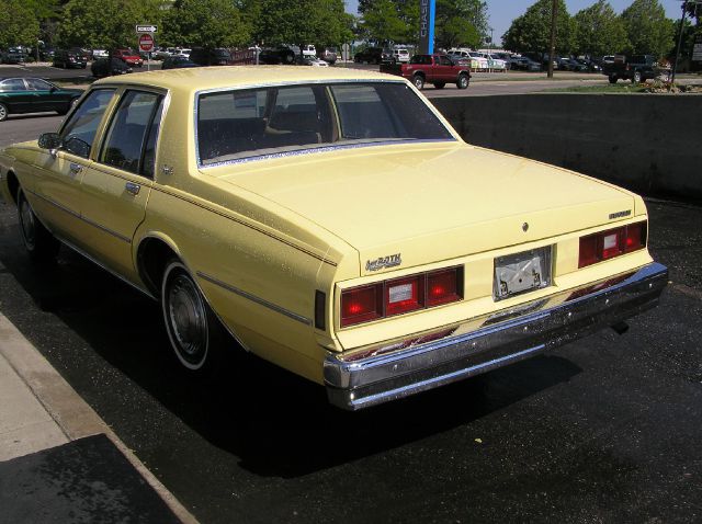 Chevrolet Impala 1980 photo 2
