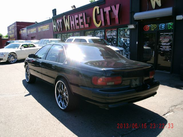 Chevrolet Impala 1996 photo 2