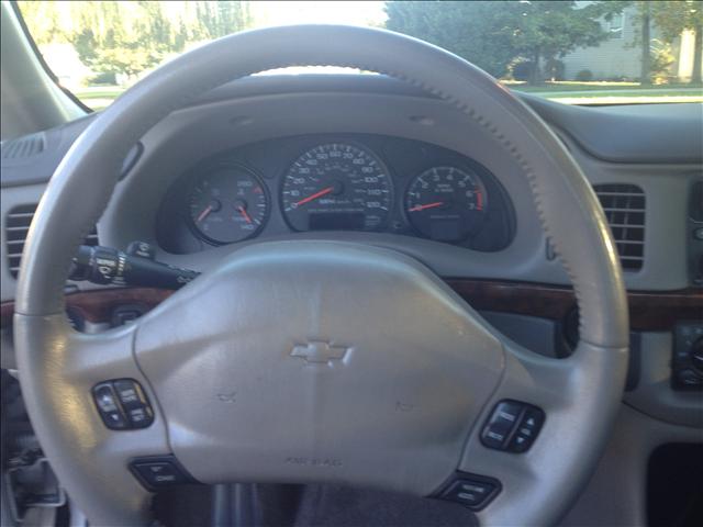 Chevrolet Impala 2000 photo 5