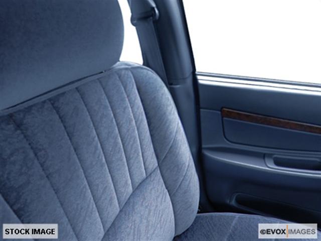 Chevrolet Impala 2000 photo 3