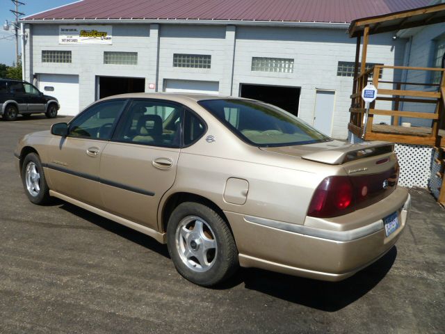 Chevrolet Impala 2000 photo 3