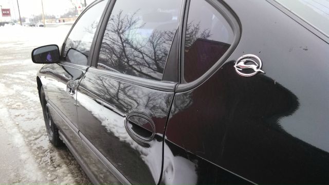 Chevrolet Impala 2000 photo 2