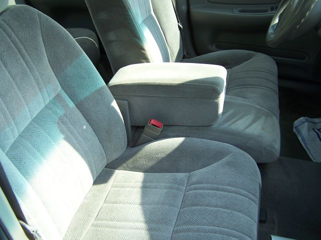 Chevrolet Impala 2000 photo 1