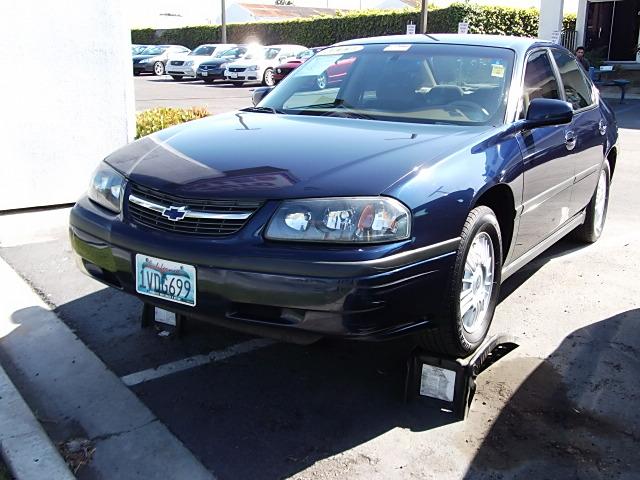 Chevrolet Impala 2000 photo 2
