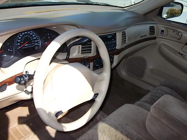 Chevrolet Impala 2000 photo 4
