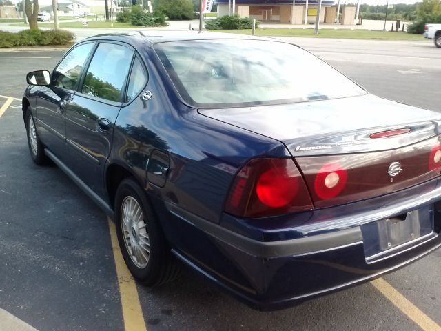 Chevrolet Impala 2000 photo 2