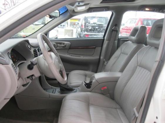 Chevrolet Impala 2001 photo 3