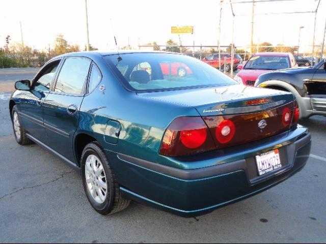 Chevrolet Impala 2001 photo 3
