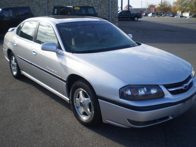 Chevrolet Impala SLE SUV Sedan