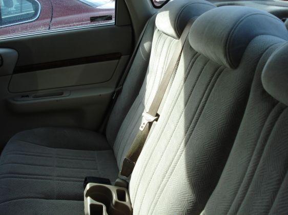 Chevrolet Impala 2001 photo 4