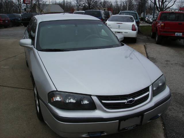 Chevrolet Impala 2001 photo 3