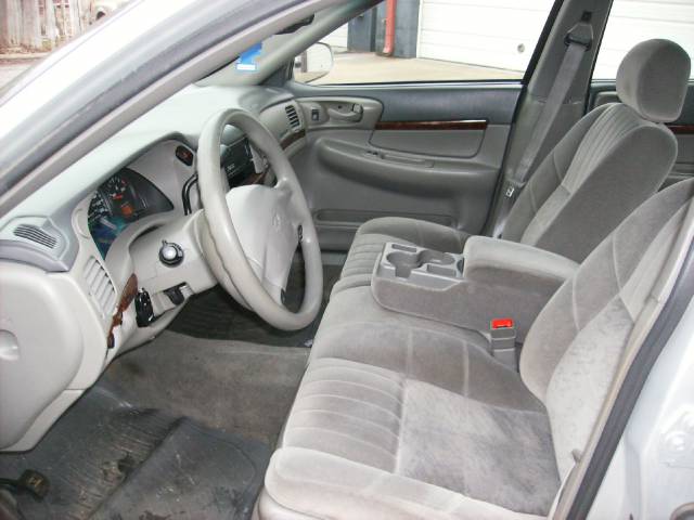 Chevrolet Impala 2001 photo 4