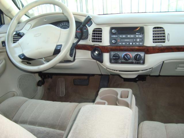 Chevrolet Impala 2001 photo 1