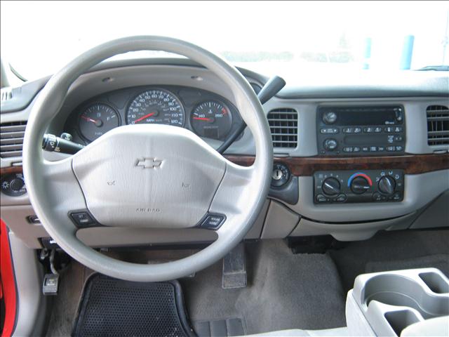 Chevrolet Impala 2001 photo 4