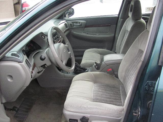Chevrolet Impala 2001 photo 4